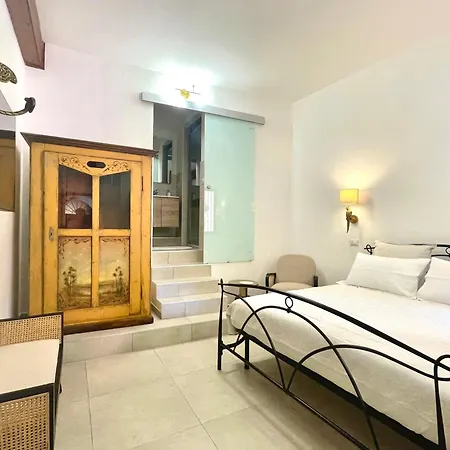 Lg - Boutique And - * Brienno