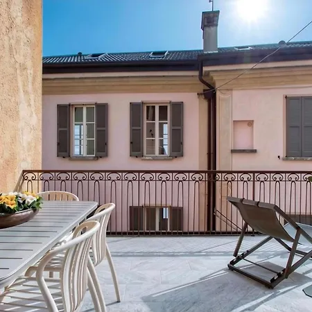 Lg - Boutique And - Brienno