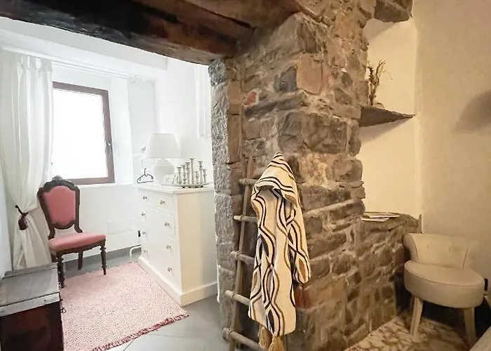 Daire Lg - Boutique And -