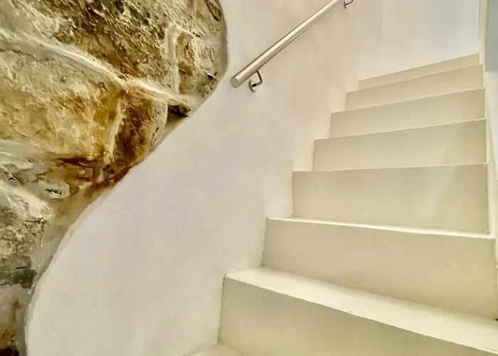 Daire Lg - Boutique And - *