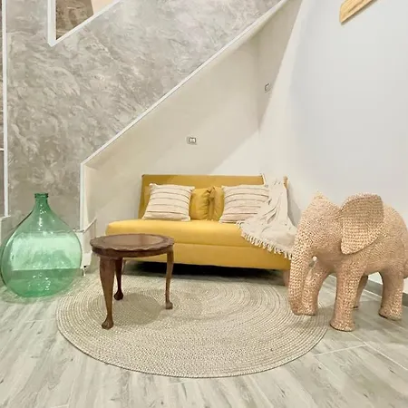 Lg - Boutique And - Appartement *
