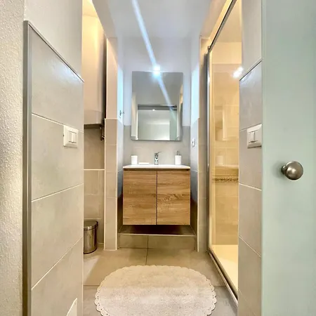 Lg - Boutique And - Appartement